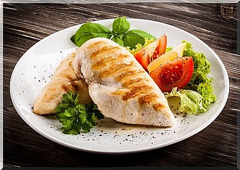 Chicken breast in the postpartum diet