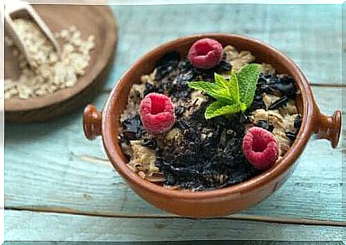 Realfooding - muesli and fruits