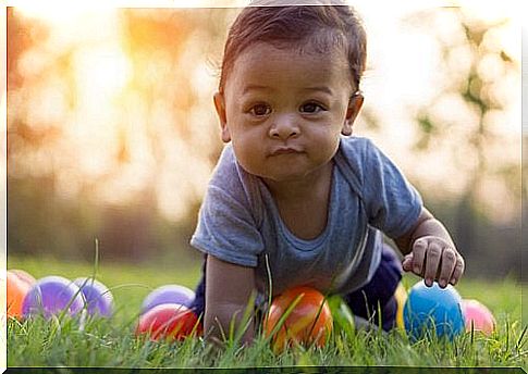 The development of crawling in babies